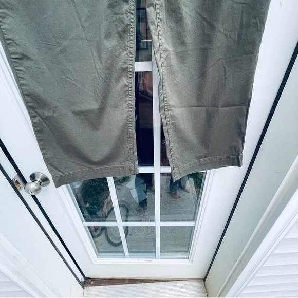 BODEN Wideleg Crop Green Button Pants Chino Slacks Khakis size 6 US women’s - Picture 8 of 11